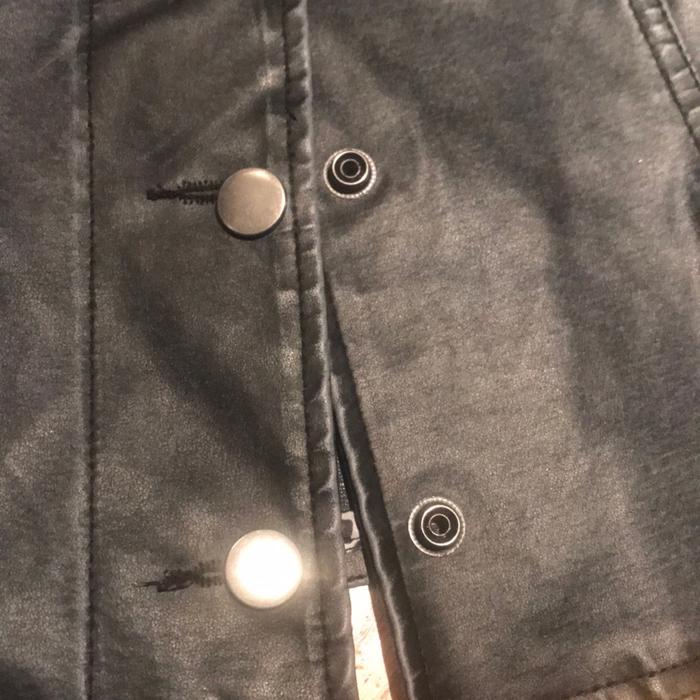PLeather jacker - Picture 3 of 3
